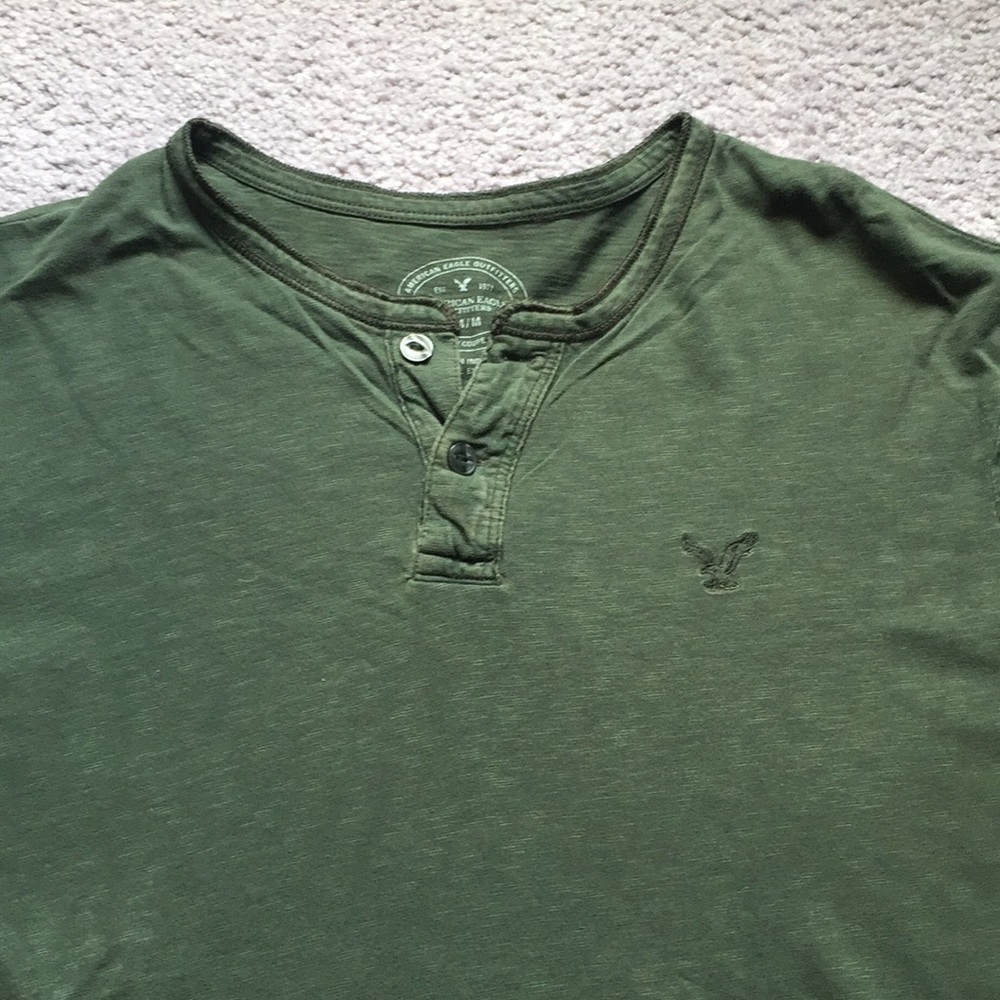 American Eagle Henley T-shirt
